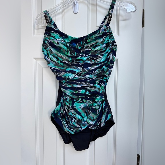 Slimming Multicolor Swimsuit with Beaded Straps - Picture 2 of 4